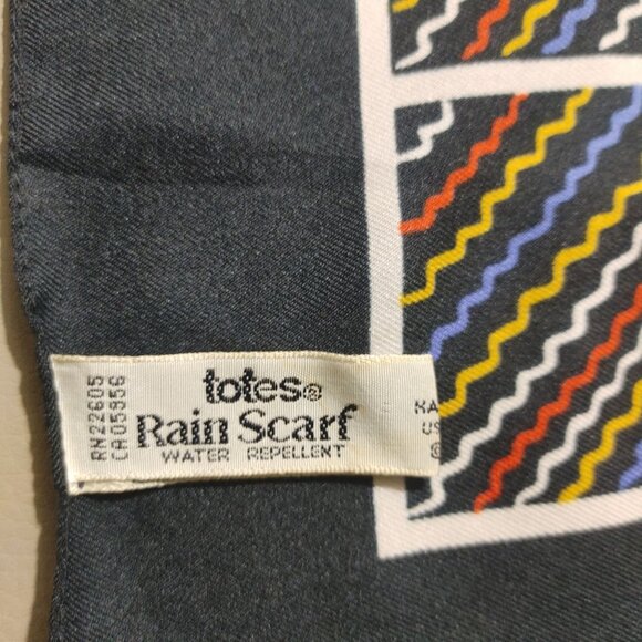 Totes Rain Scarf Water Repellent Italy Polyester Multicolor Geometric Design - Picture 5 of 9